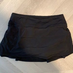 LULULEMON TENNIS MINI SKIRT